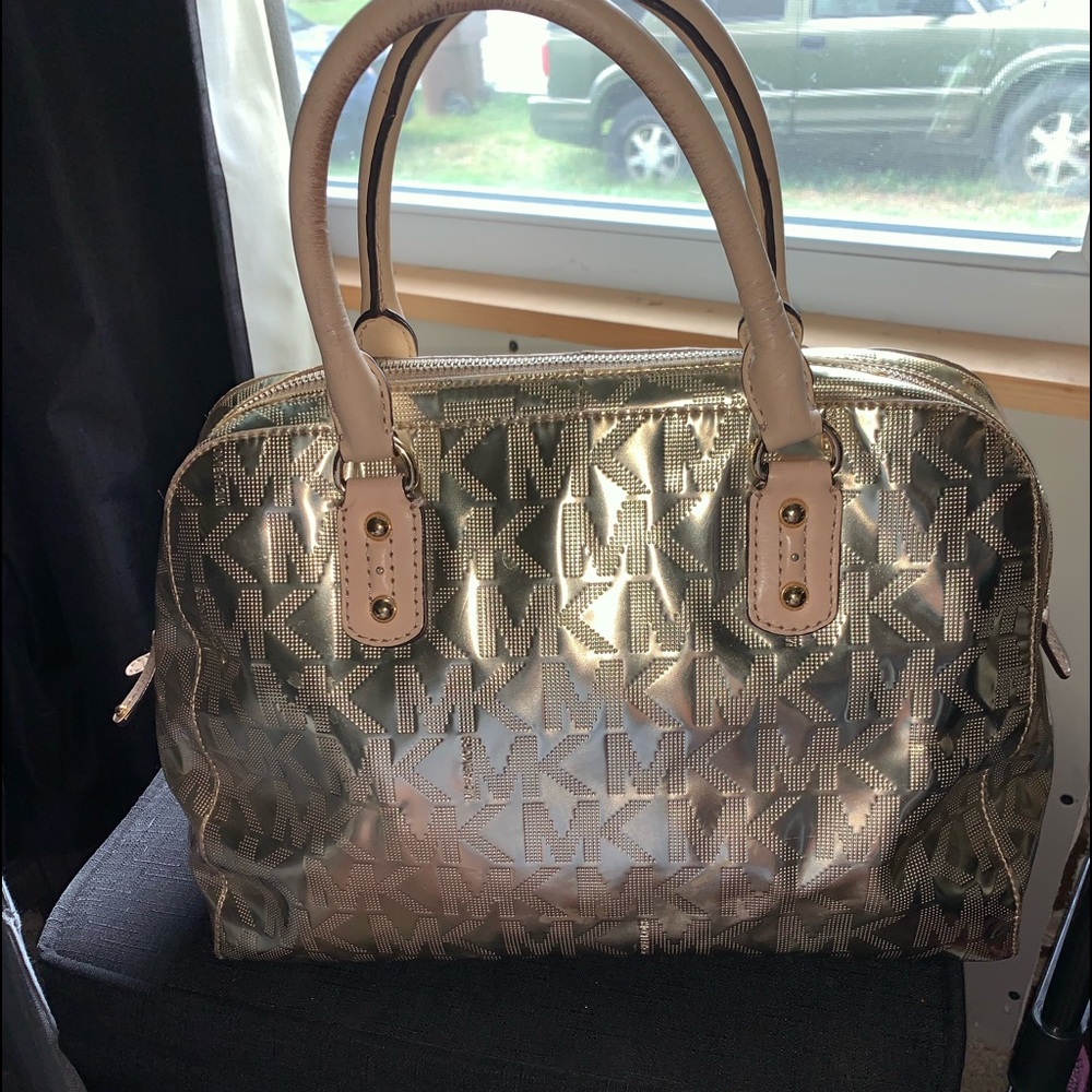 Michael Kors purse